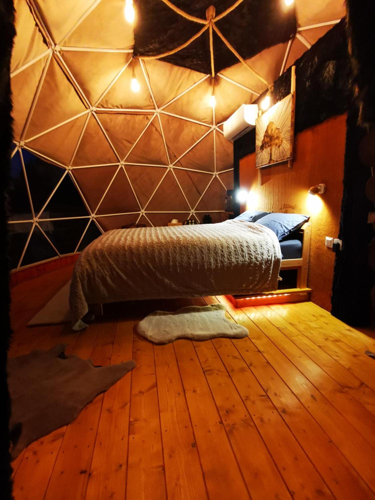 Glamping Zazen Hotel Drumu Carului Cameră foto